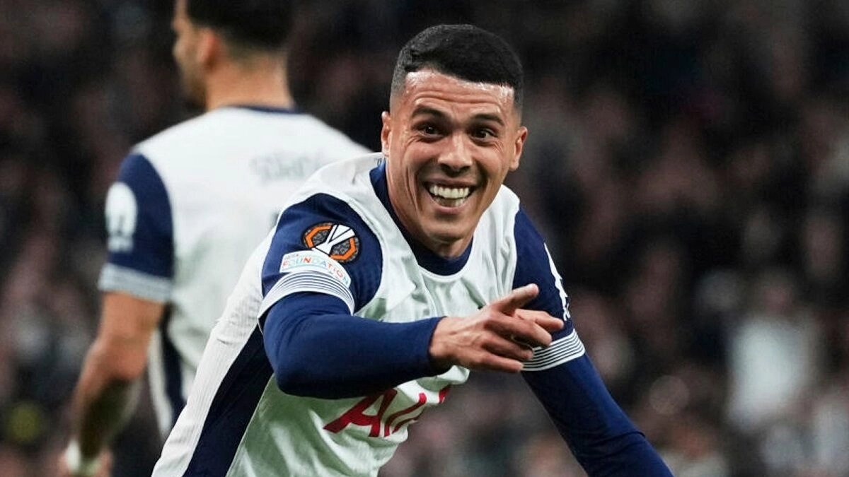 Tottenham thi đấu bết bát, khả năng ra đi của Pedro Porro là rất cao