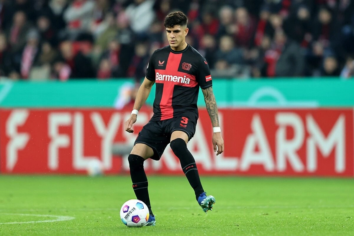 Arsenal Kích Hoạt Bom Tấn 45 Triệu Bảng, Mua Đứt Piero Hincapie